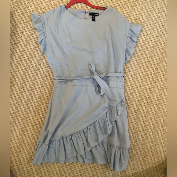 Blue dress that ties at the waist (zips on the side). Size medium. - Picture 1 of 2
